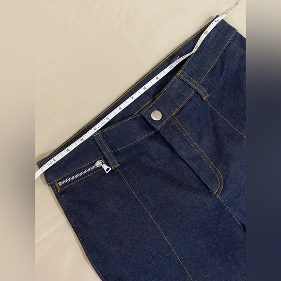 Club Monaco cropped jean. EUC - Picture 10 of 13